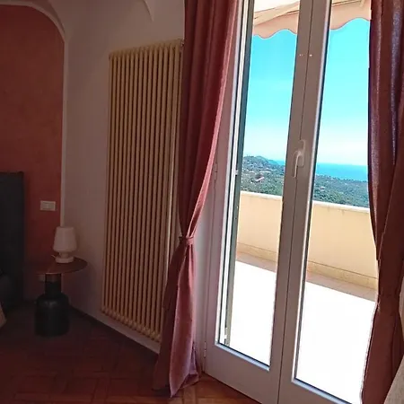 ベッド・アンド・ブレックファスト Bianca 4*