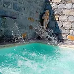 Bianca Oda ve Kahvaltı 4*
